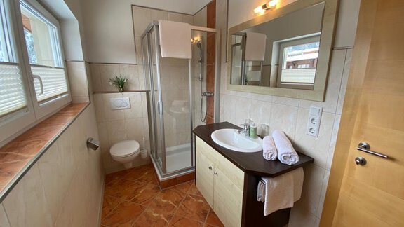 Badezimmer WH 2 oben - Apart Silvana - Gries