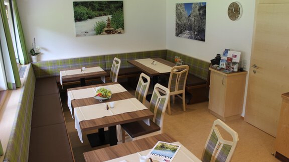 Frühstückszimmer Alpina  (14) - Haus Alpina und Landhaus Schöpf - Gries