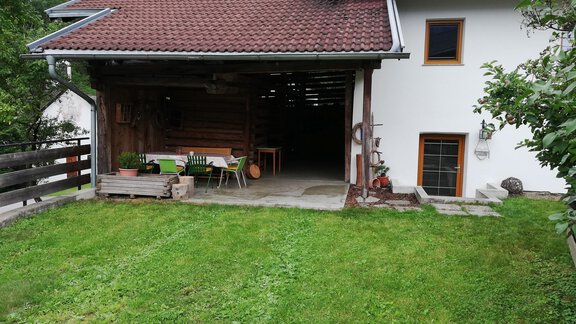 Parken + Terrasse  - Landhaus Waldesruh - Haiming