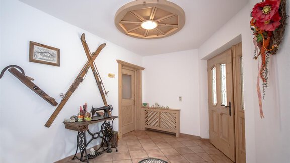 Eingangsbereich - Landhaus Schöpf Romed - Huben