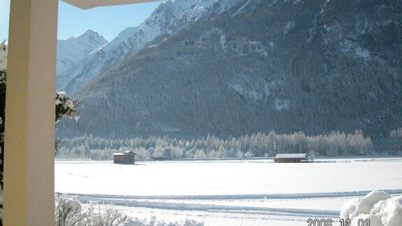 Blick in die Winterlandschaft - Haus Appartements Tanja - Längenfeld | © aussicht vom Appartement Winter