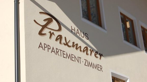Schriftzug - Haus Praxmarer - Längenfeld