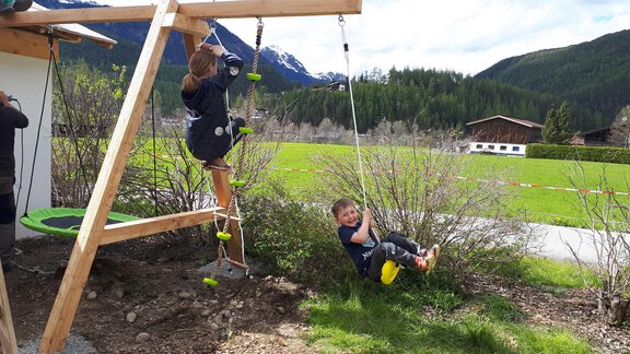 Kinder herzlich Willkommen - Honzar Hof - Längenfeld