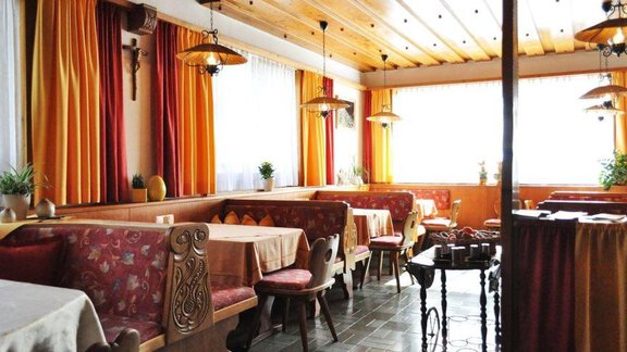 Frühstücksraum - Tiroler Café - Längenfeld