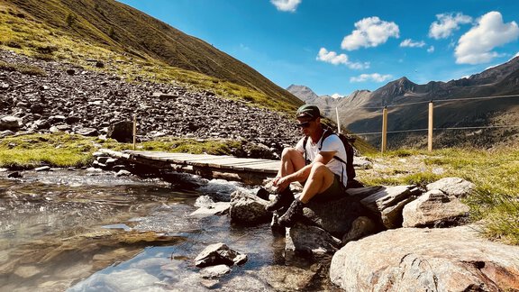 Abkühlung & Entspannung nach langer Bergtour - Sennhof - Niederthai
