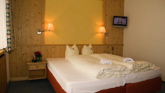 DZ Hoch Ötz - Hotel Burkert GmbH - Ochsengarten