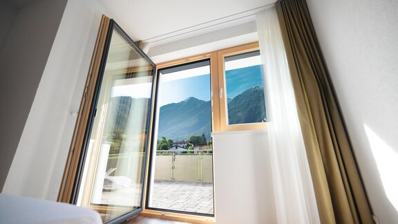 Aussicht auf die Bergkulisse - Apart Blickfang - Sautens