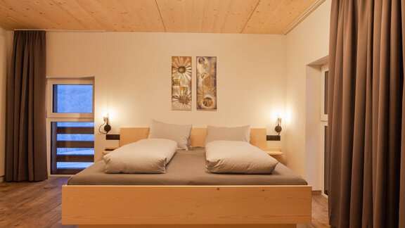 Schneggnheisl_Appt.Kogelblick_Zimmer - Schneggnheisl - Panorama Appartements - Sautens