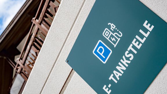 E-Tankstelle (4) - Hotel Garni Viktoria - Sölden