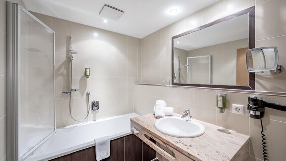 Ferienart Badezimmer - Hotel Garni Viktoria - Sölden