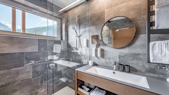 BAD Suite Superior Ambiente - Hotel Tyrolerhof - Sölden