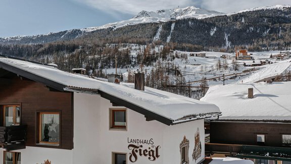 Ansicht zur Gaislachkogelbahn - Skigebiet - Landhaus Fiegl - Sölden