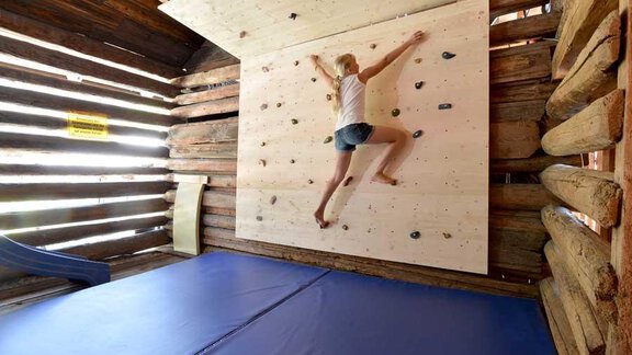 Tenne-Kletterwand - Ansitz Ötztal - Umhausen
