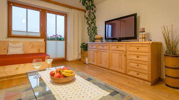 Wohnzimmer m. TV,© Raphael Wohlfarter – Locked In - Appartement Stuibenfallblick - Umhausen | © © Raphael Wohlfarter – Locked In Light