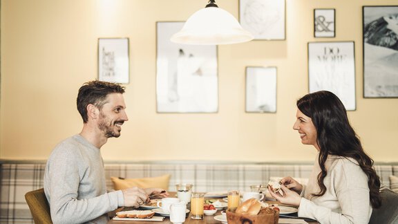 Johanna´s Frühstücks - Glück - Hotel Johanna mitten im Ötztal - Umhausen