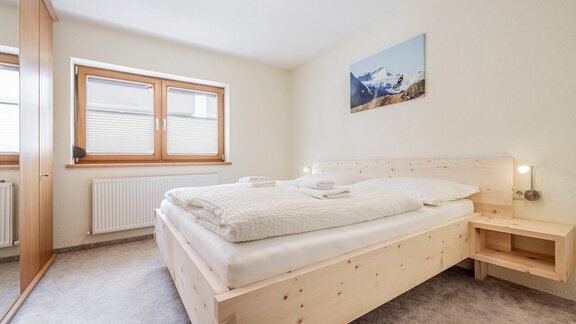 Schlafzimmer 1 - Marlenka Appartements - Umhausen