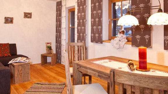 styrolia-zwieselstein-wohnzimmer-2 - Chalet s’Tyrolia - Zwieselstein