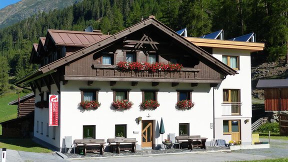 Landhaus Schöpf Sommer - Haus Alpina und Landhaus Schöpf - Gries