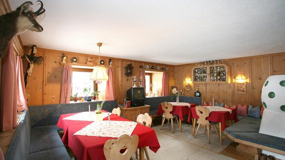 Frühstücksraum Landhaus - Haus Alpina und Landhaus Schöpf - Gries
