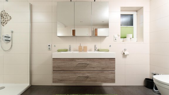 Waschtisch im Badezimmer - MYHOME-Ambach - Haiming