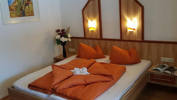 Schlafzimmer - Ferienhaus Florentine - Längenfeld