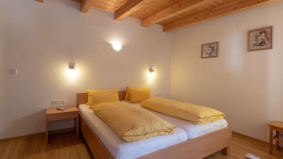Schlafzimmer - Ferienhaus Schöpf - Längenfeld