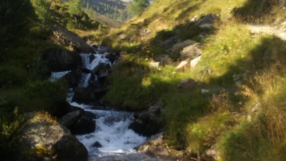 Wandern am Hauerbach - Ferienwohnung Eva - Längenfeld