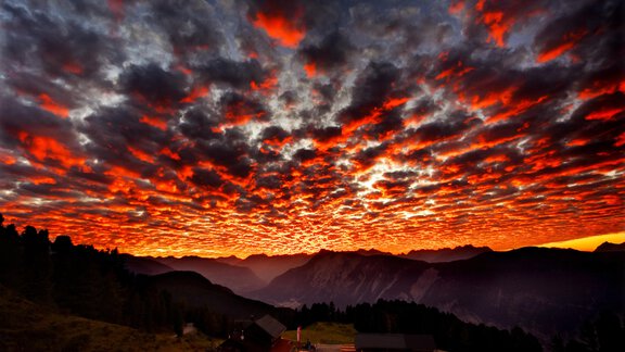 Sonnenuntergang auf unserer Alm - Berghotel & Gasthof Marlstein - Ochsengarten | © Berghotel Marlstein GmbH