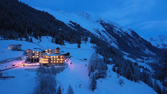 Hotel bei Nacht Winter - Berghotel & Gasthof Marlstein - Ochsengarten