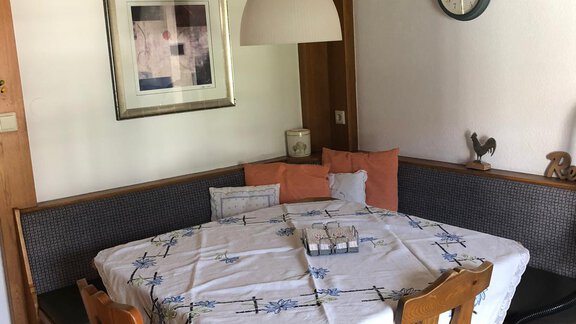 gemütliche Essecke in der Wohnküche - Tiroler Haus - Sautens
