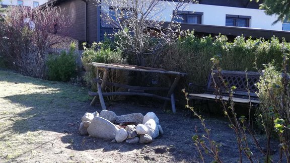 Feuerstelle  im Garten_ergebnis - Tiroler Haus - Sautens