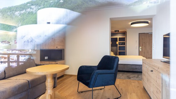 Wohnbereich Junior Suite Deluxe - Glanz & Glory Hotel - Sölden