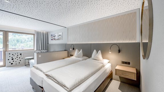 Tirolerin Schlaf- Wohnraum - Kopie - Hotel Garni Viktoria - Sölden