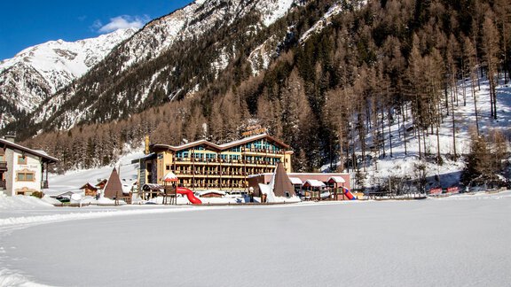 Außenansicht - Hotel Sunny Sölden - Sölden