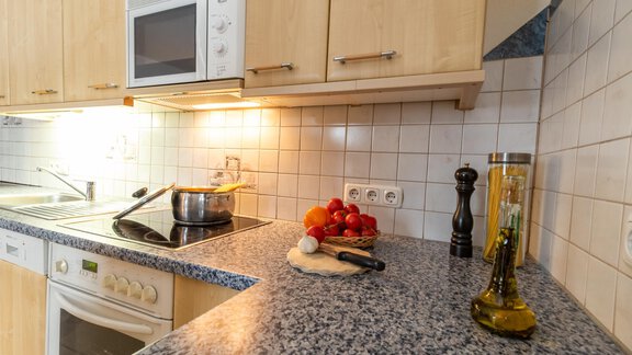 Küche - Garni Flori Apart - Huben