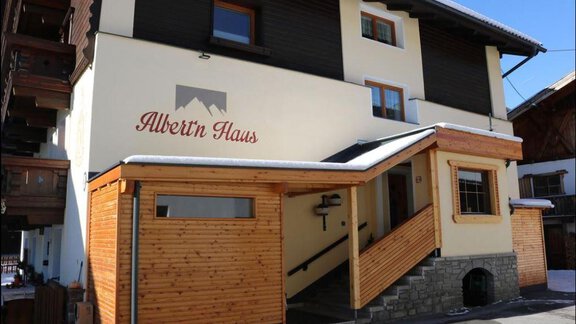 Zugang Appartement - Albert'n Haus - Längenfeld