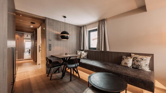 StudioClassic-BHotelVier - VIER - Studios & Restaurant - Längenfeld