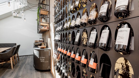 Weinlounge MAT - MYALPS Tirol - Oetz