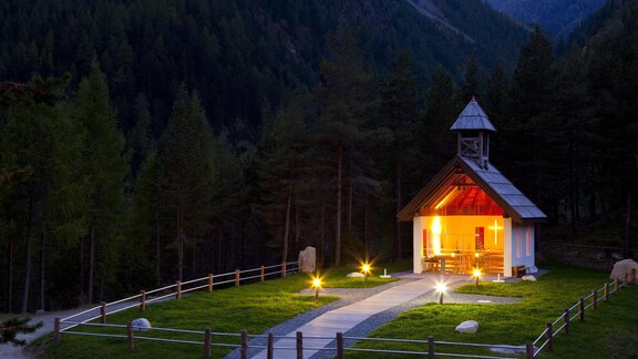 Kapelle Feuerstein - Ferienhaus Alpina - Sautens