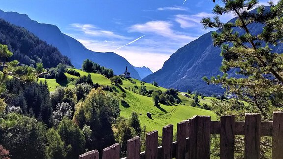Ötzer Au mit Kreuz - Ferienhaus Alpina - Sautens