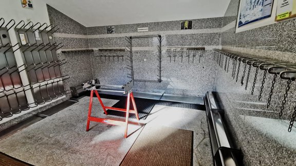 Schiraum - Gästeheim Prantl - Sölden