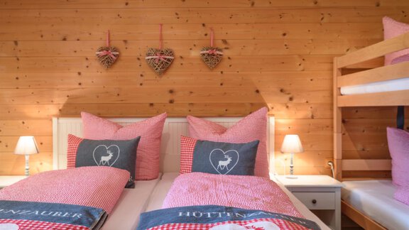 großes Schlafzimmer - Haus Marieus - Umhausen