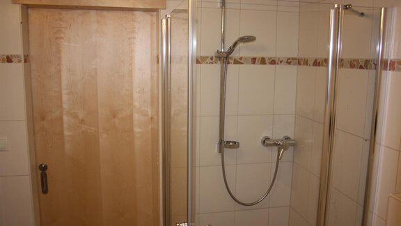 Bad-Dusche - Maridl's Ferienhaus - Umhausen