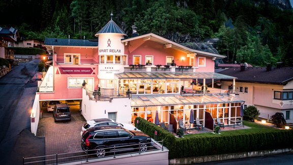 Haus Foto Sommerabend - Apart Relax - Längenfeld