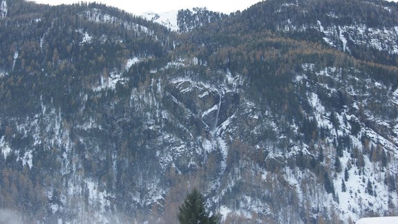 Vor dem Haus Klettersteig - Ferienhaus Florentine - Längenfeld