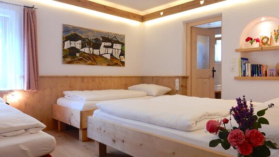 Schlafzimmer Herzerl - Ferienhaus Alpina - Sautens