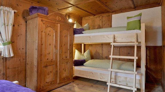 Grünes Schlafzimmer EG (2) - Ansitz Ötztal - Umhausen