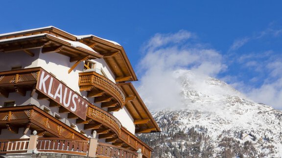 Aussenansicht Winter - Pension Klaus - Sölden