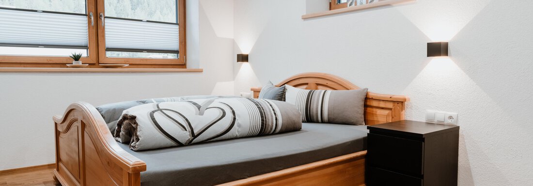 Bed - Apart "guet gean lossn" - Gries