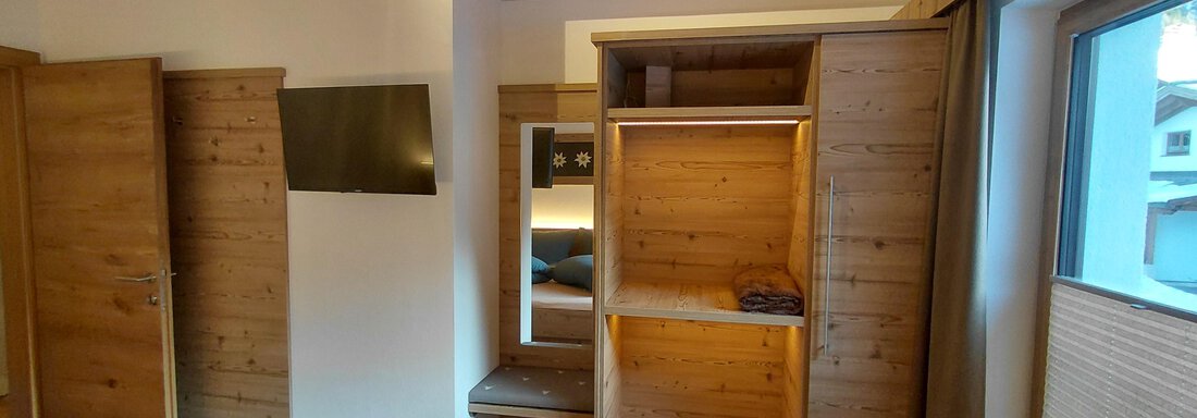 Doppelzimmer 2 Schrank - Apart Monte Vista - Gries